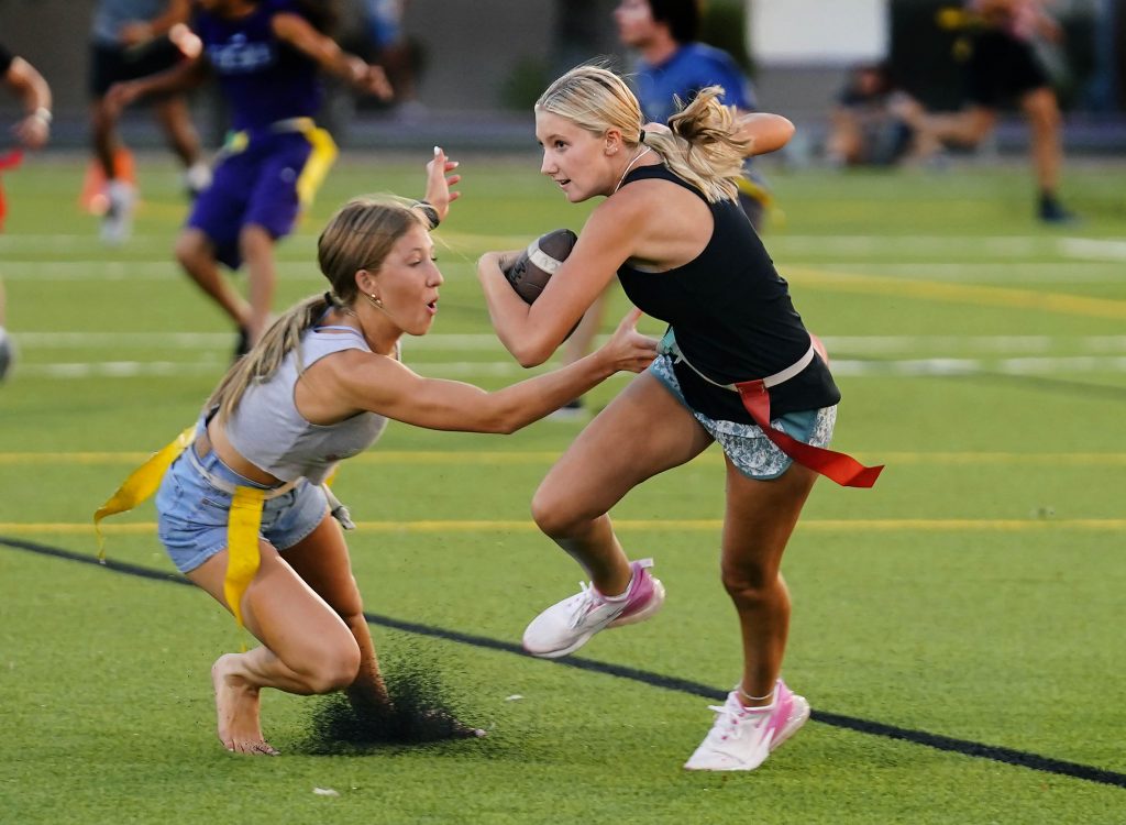 These students came to play at Intramural Sports Field Night - GCU News